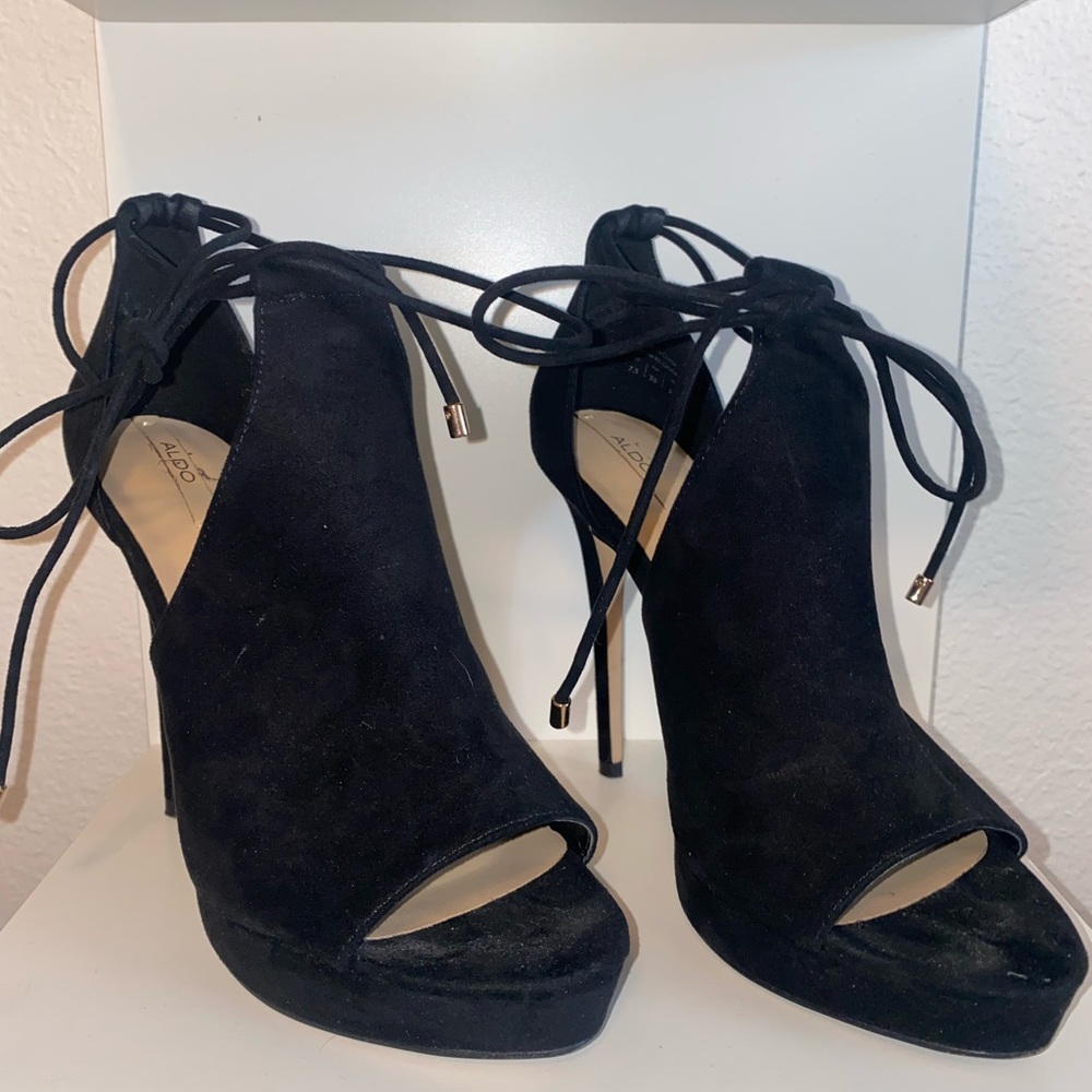 Black Aldo heels